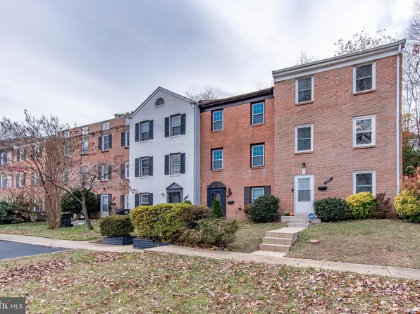 2920 Wetherburn Ct, Woodbridge, VA 22191