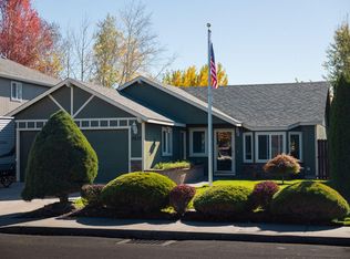 3210 SW Metolius Pl, Redmond, OR 97756