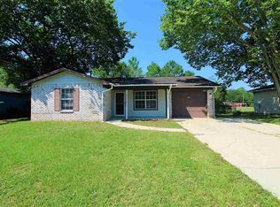 1323 Dog Track Rd, Pensacola, FL 32506