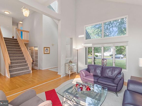 5th image of 41 Glenfield Dr