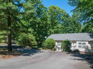 16 Riverside Dr, Palmyra, VA 22963