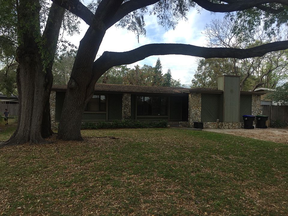 1st image of 4039 Shorecrest Dr