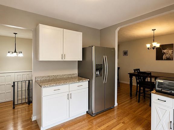 5th image of 60 Mayer Drive