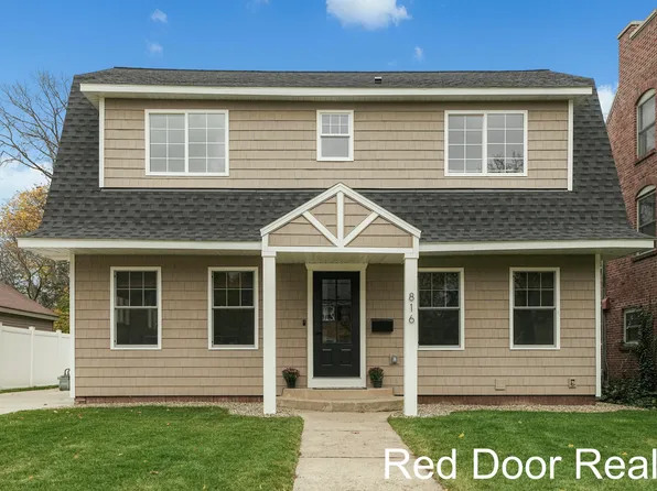 816 Cadillac Dr SE, Grand Rapids, MI 49506