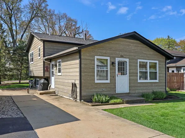 25261 W Anderson St, Ingleside, IL 60041