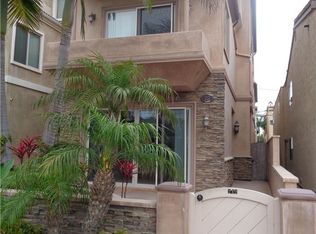 212 9th St, Huntington Beach, CA 92648