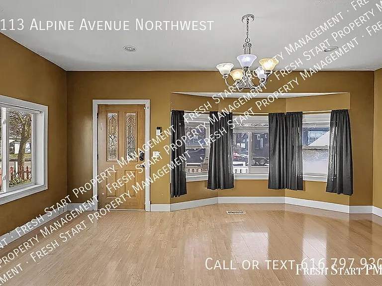 1113 Alpine Ave NW — Photo 10
