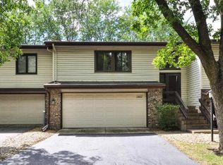 5457 Hyland Courts Dr, Bloomington, MN 55437
