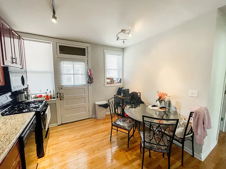2500-08 W. Pensacola Ave. / 4334-42 N. Campbell Ave. — Photo 11