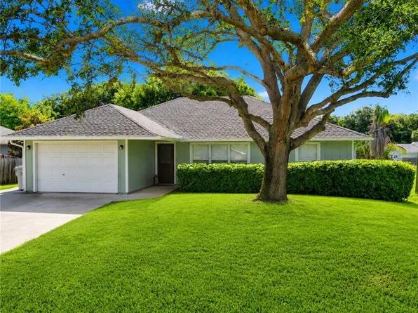 916 21st Ave, Vero Beach, FL 32960
