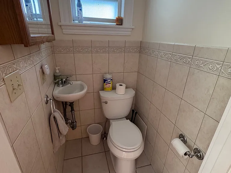 386 Medford St — Photo 14