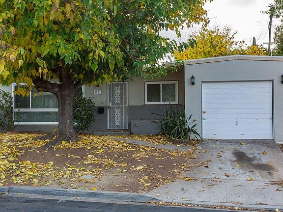 3rd image of 3371 52nd St