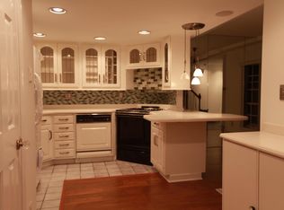 100 Old Forge Xing, Devon, PA 19333