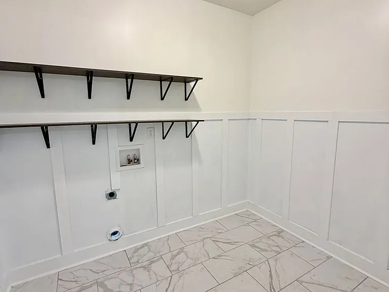 91 Barnyard Way — Photo 18