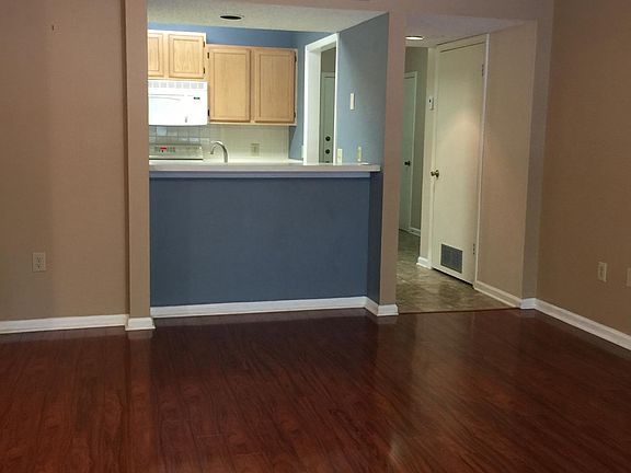 4th image of 8584 Key Biscayne Dr APT 104