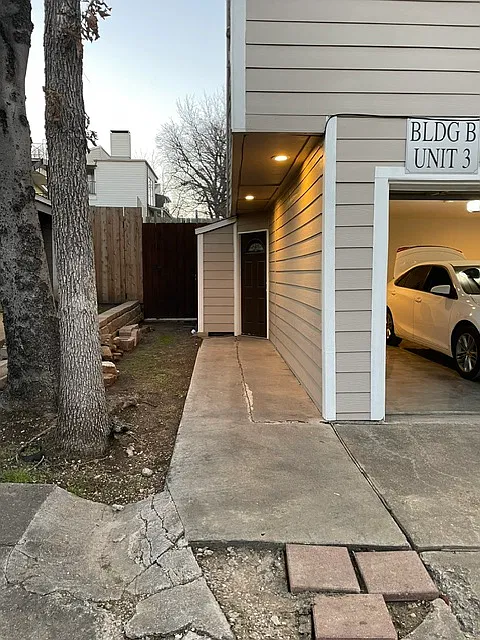 2 bed, 2.5 bath, 1175 sqft, $1,550 — Photo 4