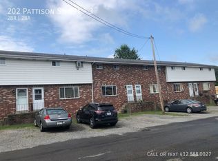 202 Pattison St APT 3, Evans City, PA 16033