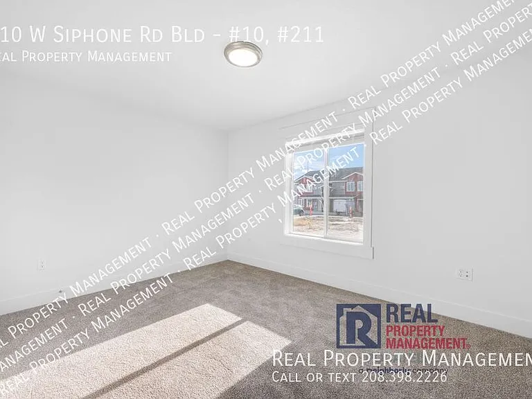110 W Siphon Rd #BLD-211 — Photo 10