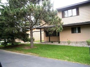 2451 Wimbledon Bay, Woodbury, MN 55125