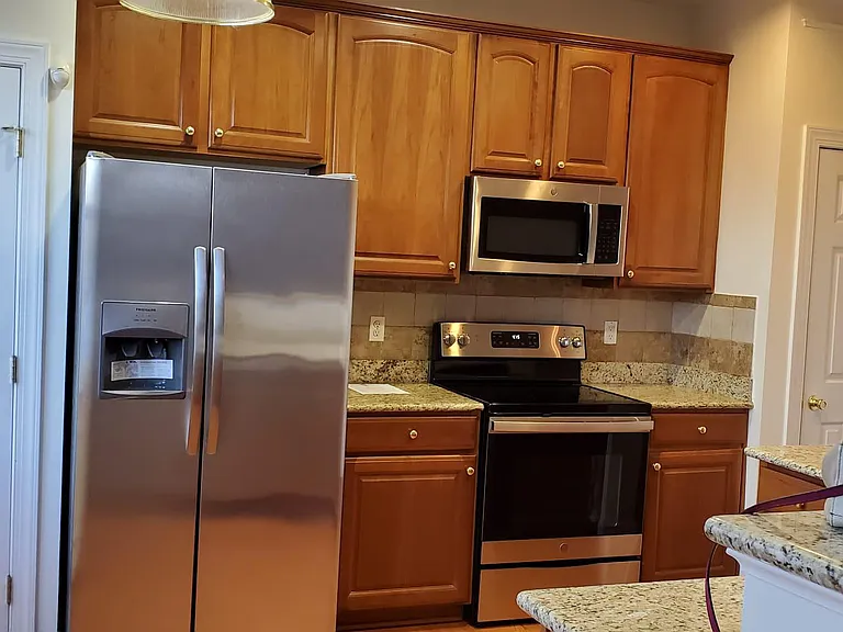 13520 Davinci Ln — Photo 5