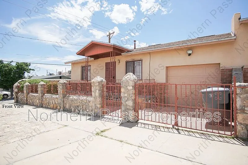 2 bed, 1.0 bath, 1248 sqft, $1,195 — Photo 3