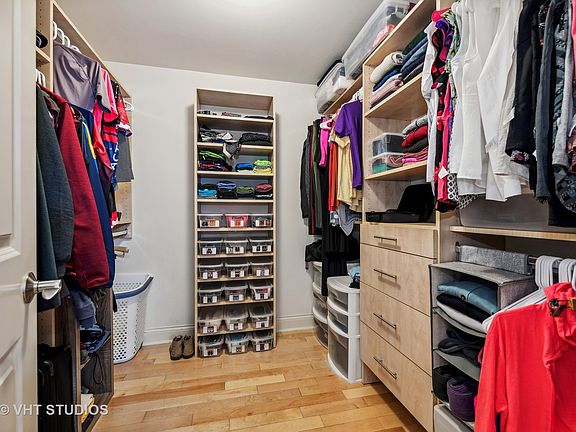 5th image of 1890 N Milwaukee Ave APT 2D
