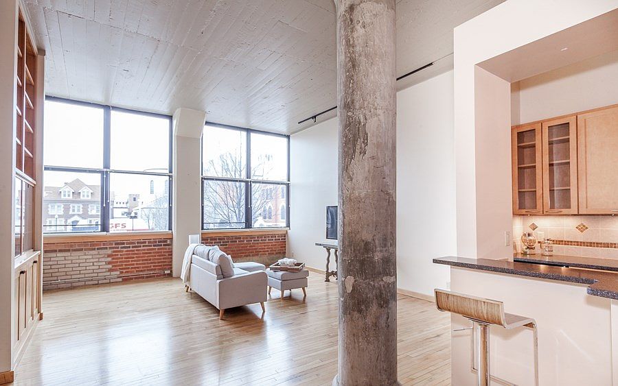 1st image of 109 W Washington Ave APT 7