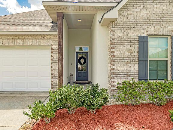 2nd image of 40067 Maddie Dr