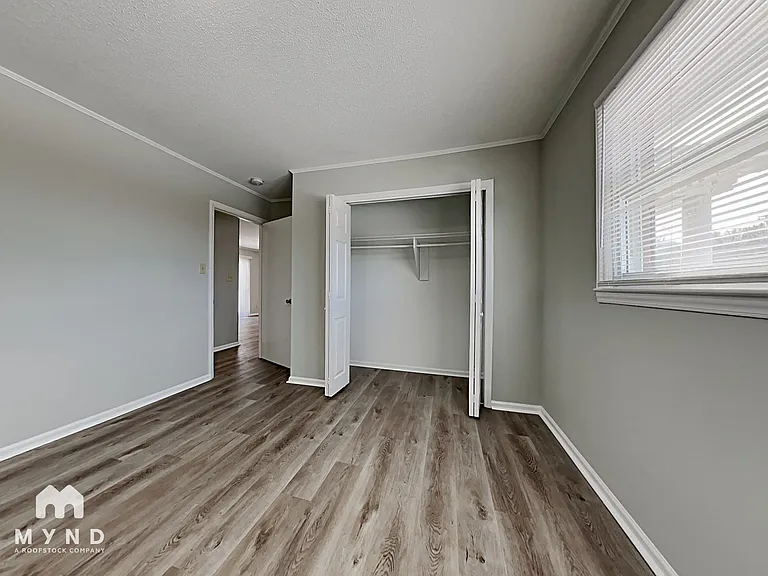 1708 N New Hope Rd — Photo 11