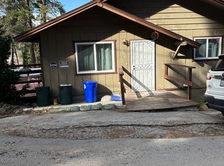 22858 Lupin Ln, Crestline, CA 92325