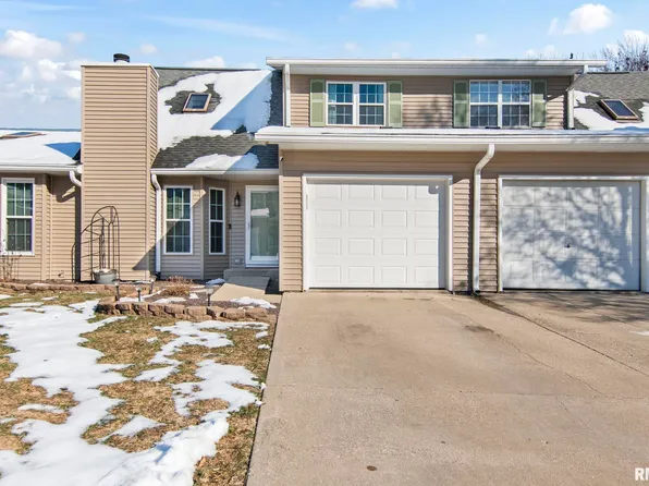 14 Woodbury Hill Ln, Springfield, IL 62711