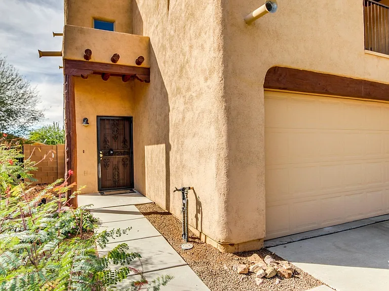 6790 S Avenida Del Abrazo — Photo 3