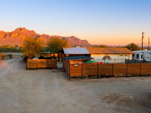 1018 N Wickiup Road, Apache Junction, AZ 85119