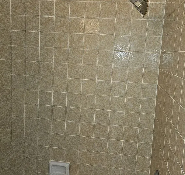 109 E Rosewood Ct — Photo 21