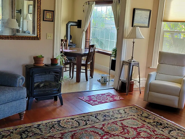 2312 Elizabeth St — Photo 20