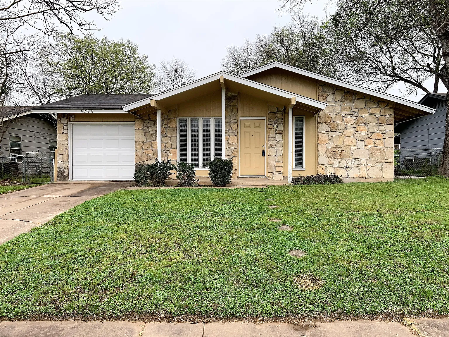4714 Creek Bend Dr - 1 — Photo 4
