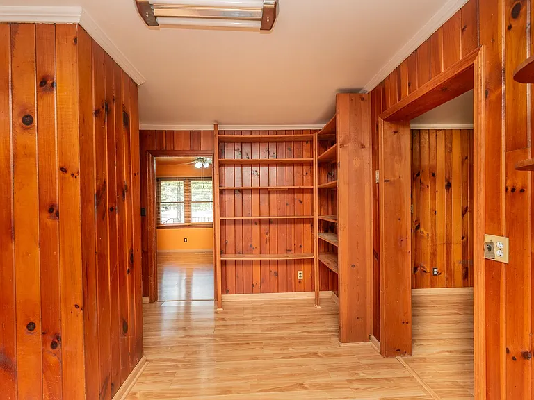 315 Georgia Ave — Photo 18