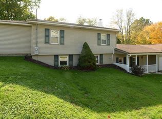 133 Hunter Ave, Munroe Falls, OH 44262