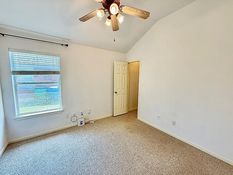 3512 Hidden Lake Xing — Photo 18