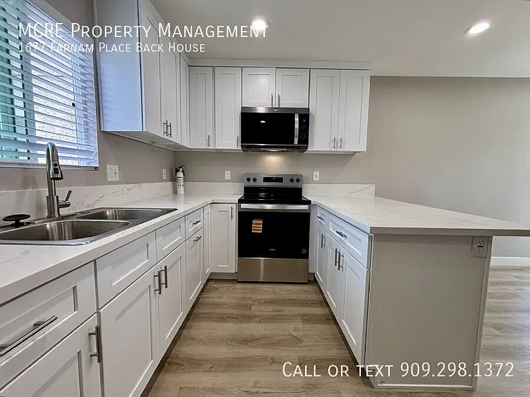 1677 Farnam Pl — Photo 3