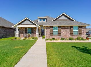 2216 Rivera Rd, Yukon, OK 73099