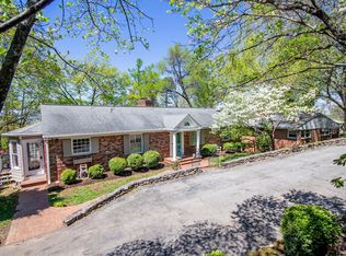 3125 Burnleigh Rd SW, Roanoke, VA 24014