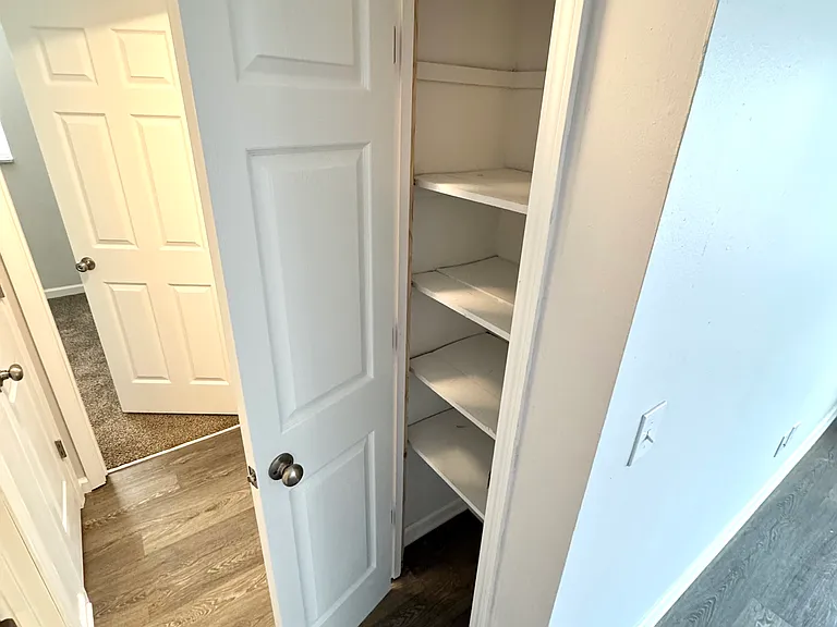 Madison Place Apartments — Photo 17