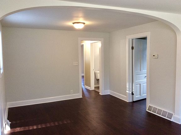 3rd image of 520 E Kimball Ave