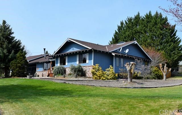 1st image of 801 Helweg Ct