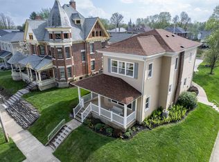 1054 Cherry St, Huntington, IN 46750