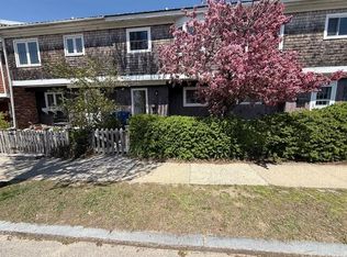 57 Mountfort St, Portland, ME 04101