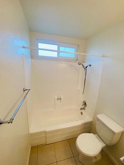 2nd image of 931 W Bishop St APT S