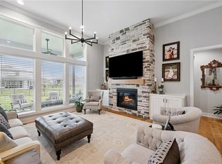 9260 Saddletop St, Lenexa, KS 66227