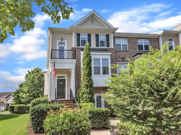 9216 Wooden Rd, Raleigh, NC 27617